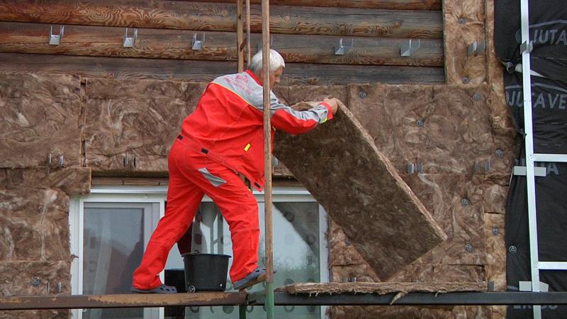 Утепление деревянного дома снаружи: особенности, способы, технология монтажа минваты